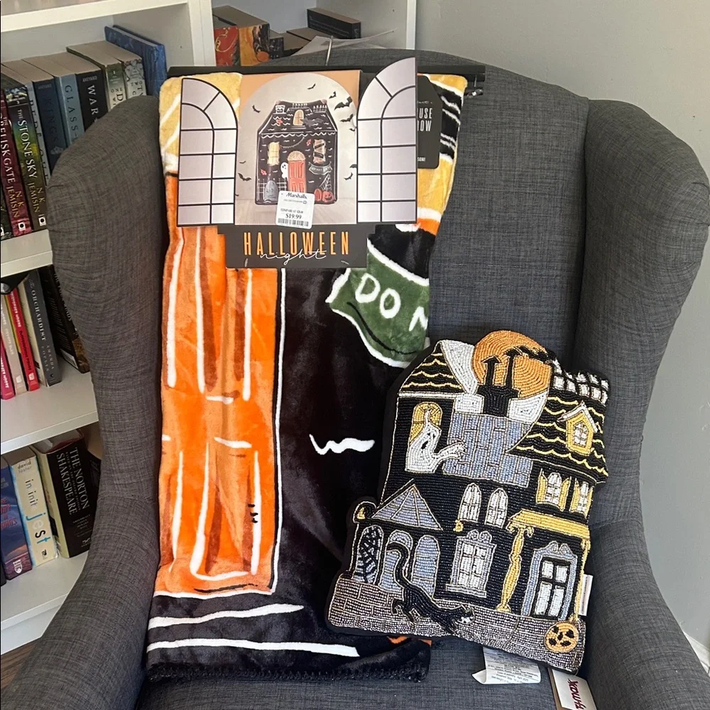 Haunted House Blanket and Beaded Haunted House Pillow Set